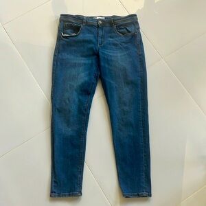 Zara High Waisted Jeans Sz 10